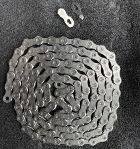 New Arrival Shimano Deore CN-M6100 CN M6100 Chain 12-Speed 124L Quick Link Mountain Bike Chain MTB Chains Bicycle Parts